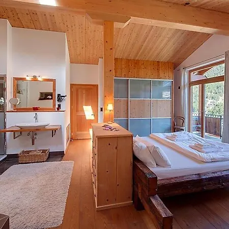 Sleeps 8 Wifi Vakantiehuis *
